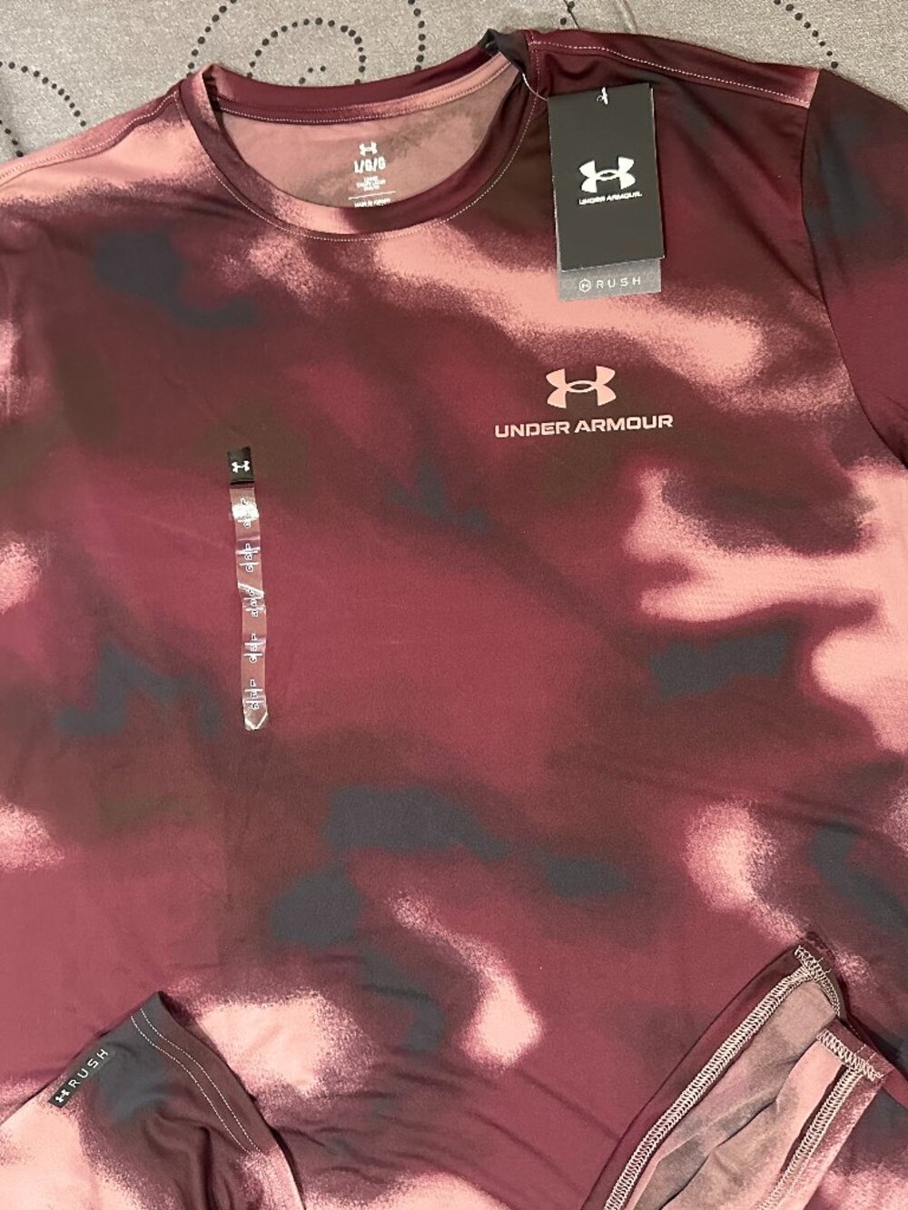 UNDER ARMOUR RUSH VANISH ENERGY FISHING MARRON'S BLACK SHIRT SIZE XL O L MEN $45